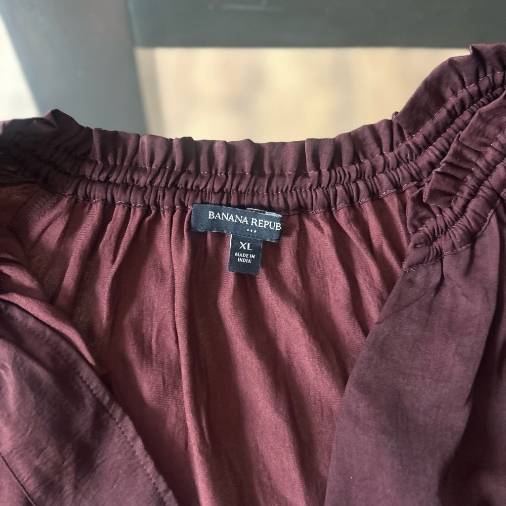 Banana Republic Rich Brown Blouse - Picture 7 of 16